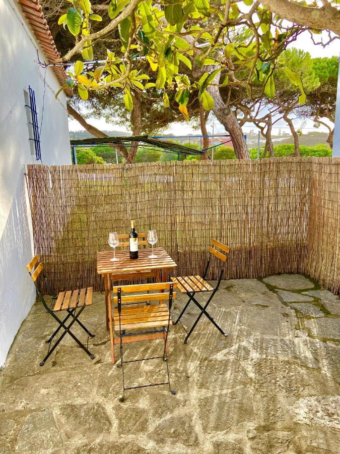 Pine & Apple Sintra Beach House โกลาเรส ภายนอก รูปภาพ
