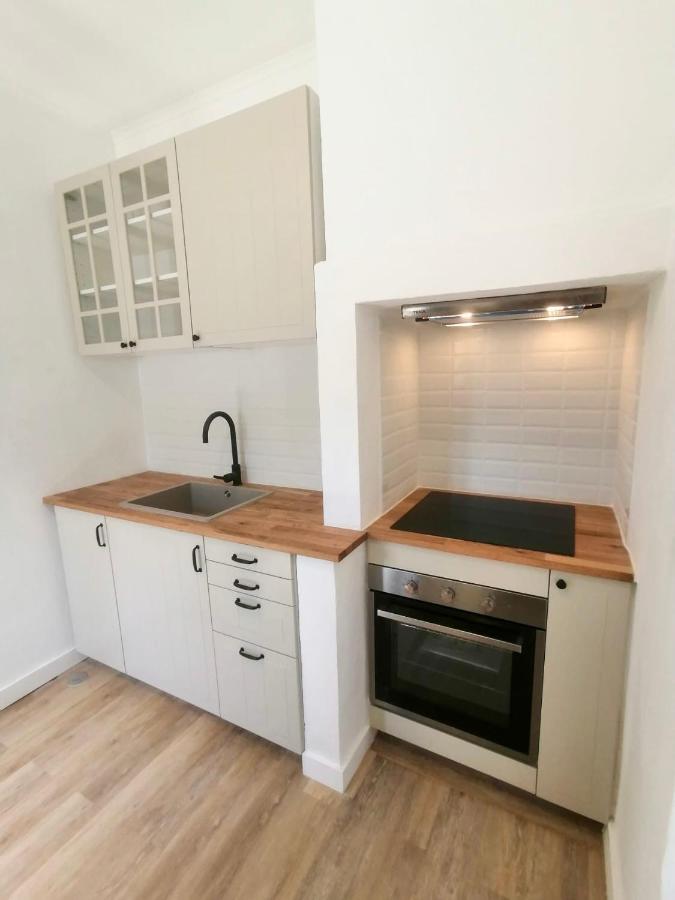 Pine & Apple Sintra Beach House โกลาเรส ภายนอก รูปภาพ