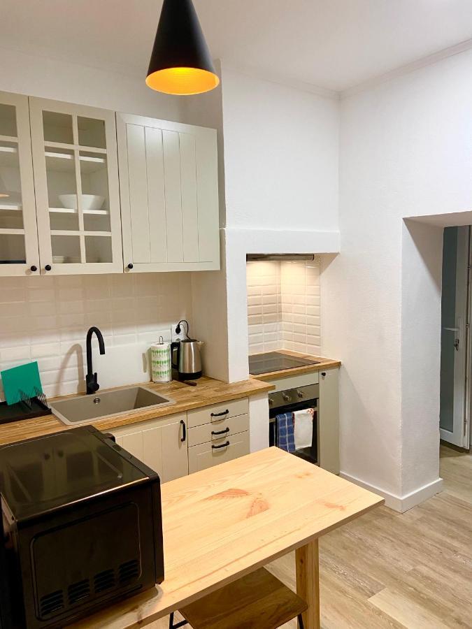 Pine & Apple Sintra Beach House โกลาเรส ภายนอก รูปภาพ